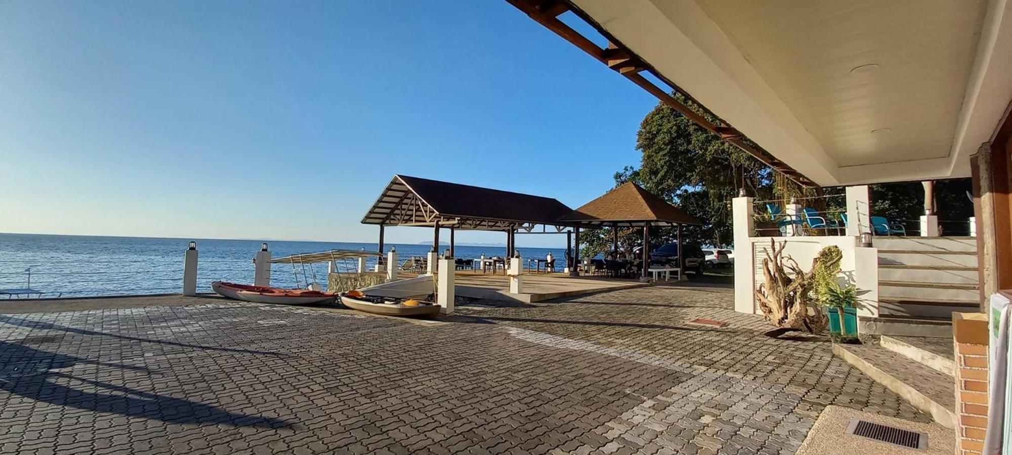 Aquaventure Reef Club Hotel Mabini  Eksteriør billede